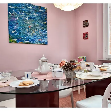 别墅 Italy 马里纳-迪-皮特拉桑塔